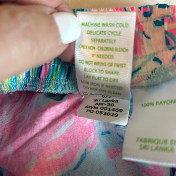 Lilly Pulitzer Pink and Blue Shorts - Picture 9 of 9